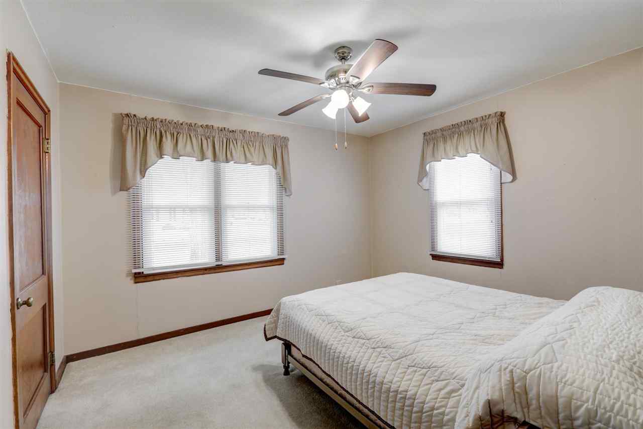 resized-2349823-404 E 4th-12.jpg